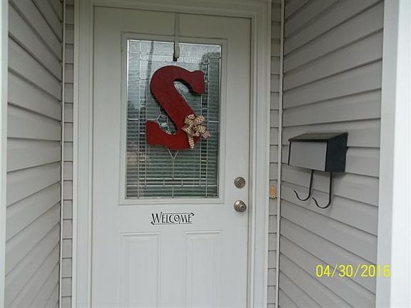 2nd image of 2209 E Oregon St