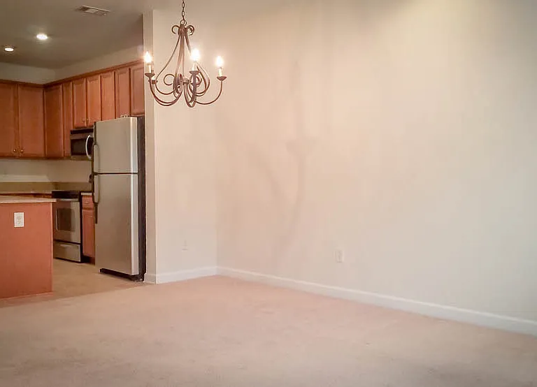 926F Price Ln — Photo 7