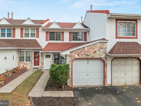 4445 Ernie Davis Cir, Philadelphia, PA 19154