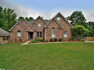 8 Windrush Point, Little Rock, AR 72211