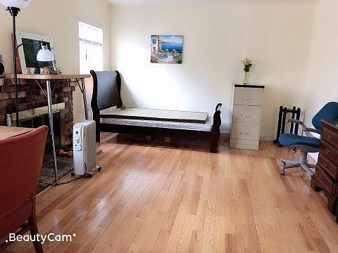 3rd image of 2733 Helmsley Dr