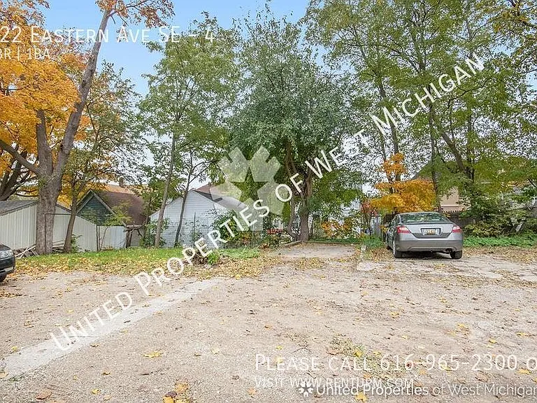 822 Eastern Ave SE #4 — Photo 6