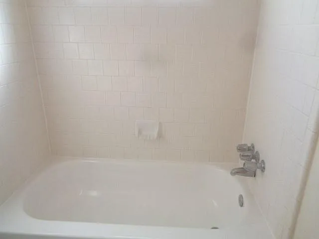 8402 Lone Bridge Ln — Photo 15