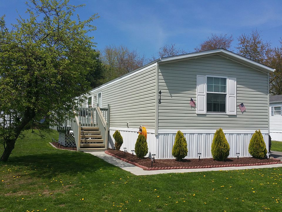 1st image of 415 Sunny Dale Dr