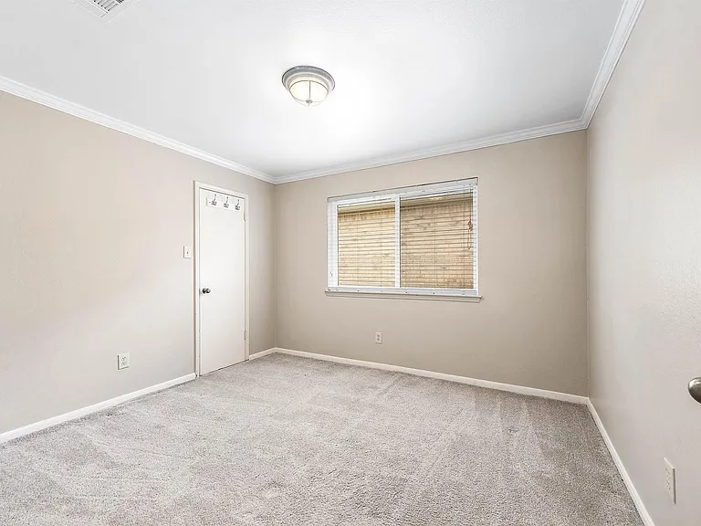 12302 Piping Rock Dr — Photo 25