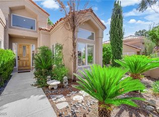 8170 Round Hills Cir, Las Vegas, NV 89113