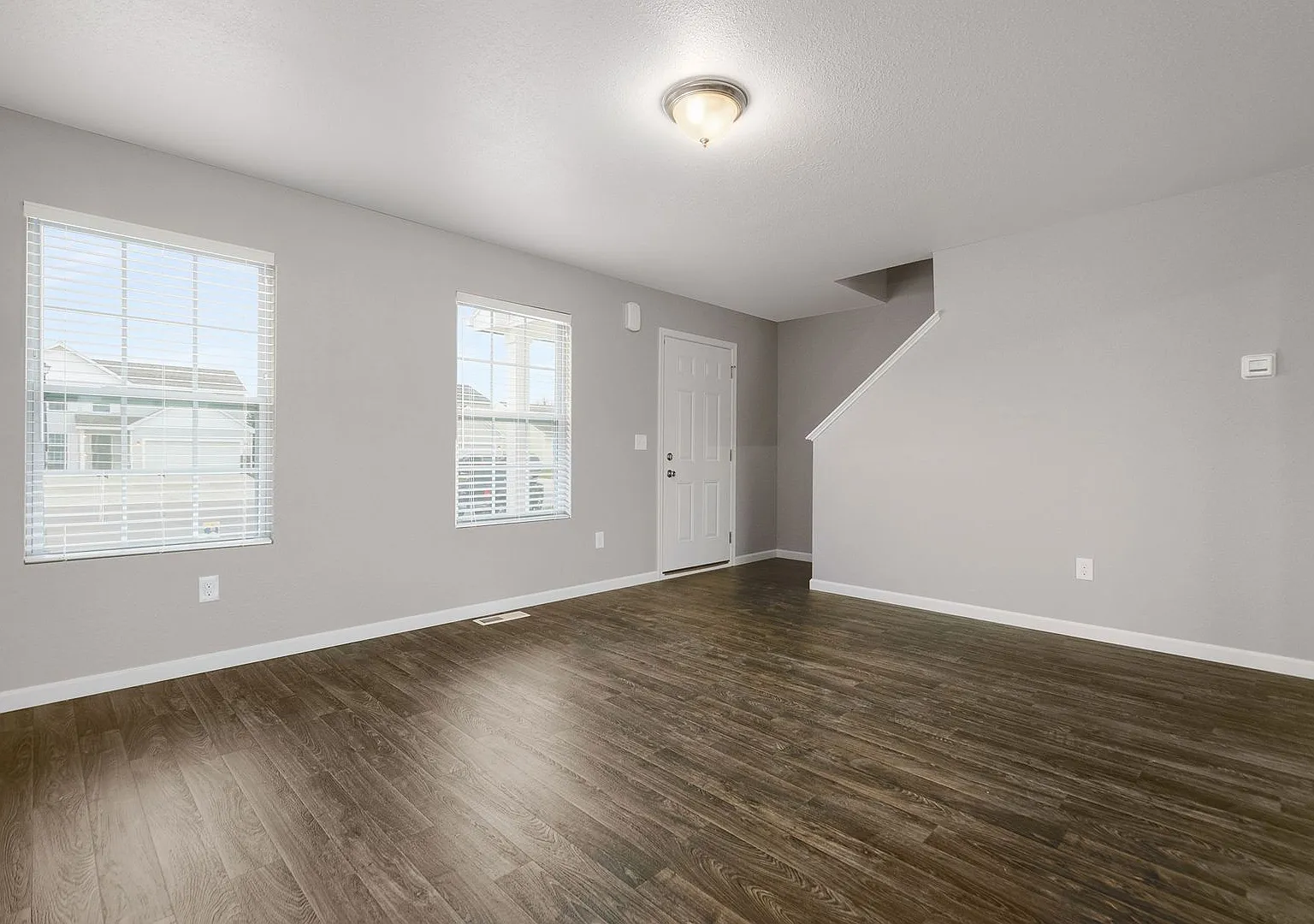 Move-In Special: Get October FREE! Move in by September 30th to receive FREE rent for October. Ta... — Photo 4