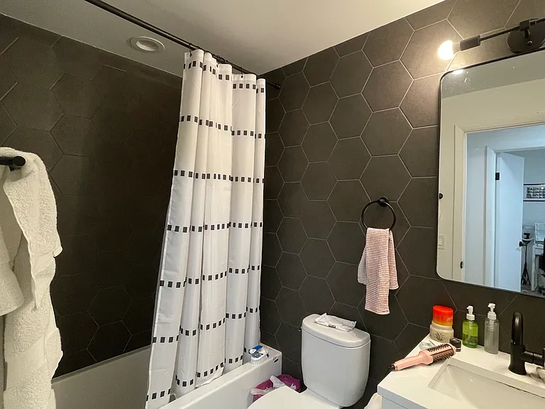 830 Judson Ave #2N — Photo 6
