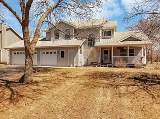 1508 W Oakes Dr, Saint Cloud, MN 56303