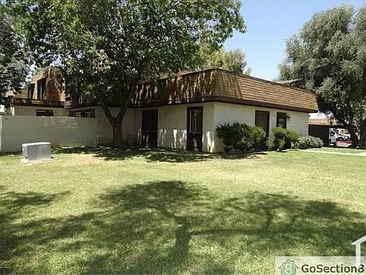 1st image of 3221 W Loma Ln