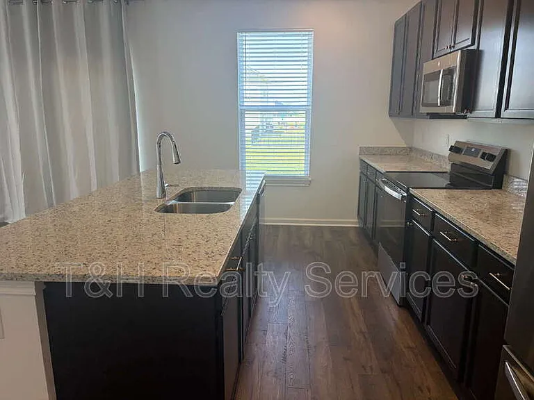 354 N Grand Oak Dr — Photo 9