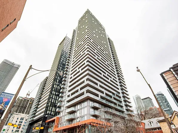 50 Wellesley St E, Toronto, ON