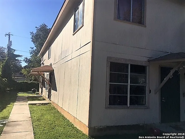 5113 Sierra - 3 — Photo 18