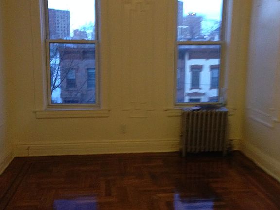 2nd image of 228 Van Buren St APT 3