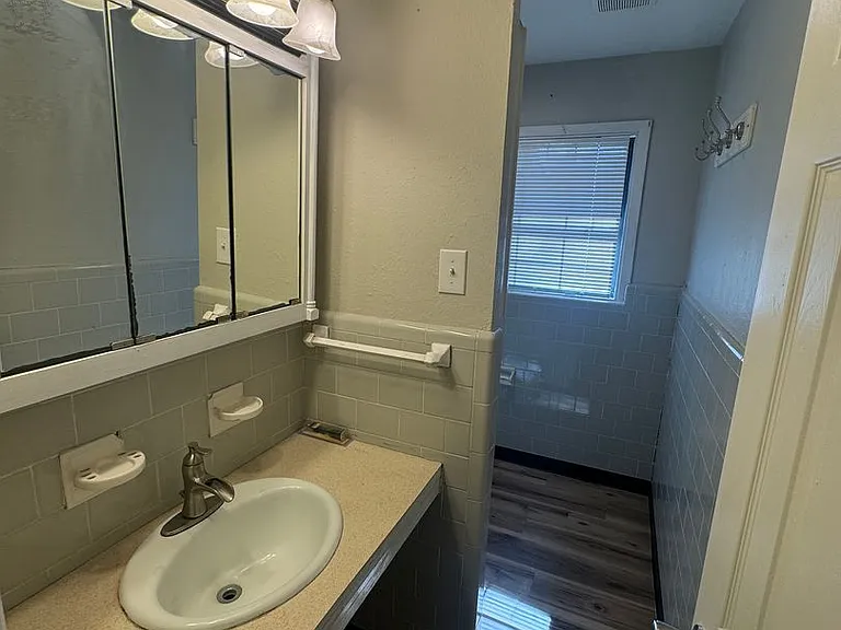 9434 Palmetto Ln — Photo 8