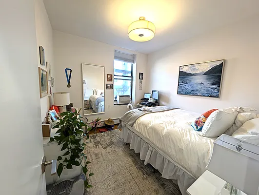 Rented by ArdorNY | media 17