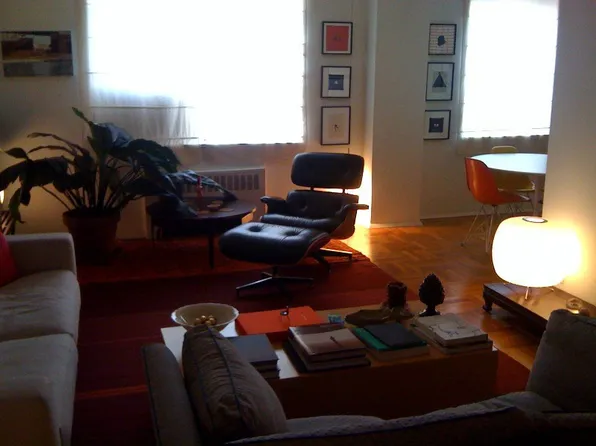 550 Grand Street image 1 of 6