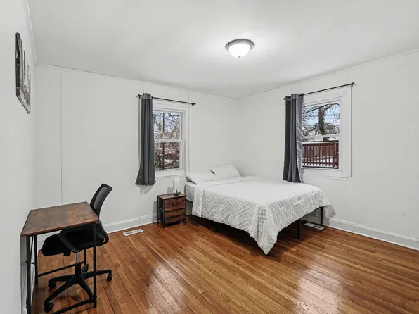 (undisclosed Address), Baltimore, MD 21215