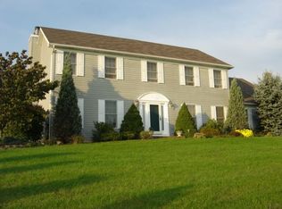 210 Ruth Rd, Bath, PA 18014