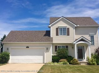5907 Westover Dr, Bath, MI 48808