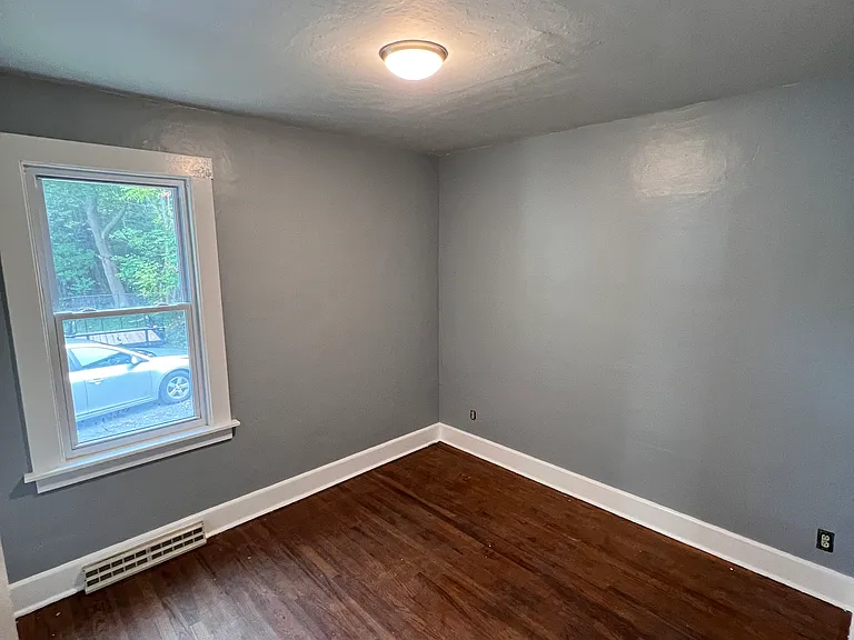 9 Dewey Ave #1 — Photo 3