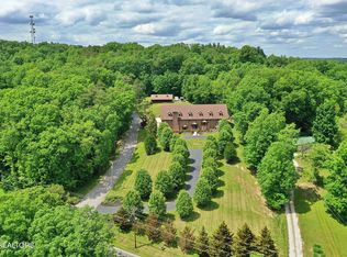 795 Skyline Dr, Oneida, TN 37841