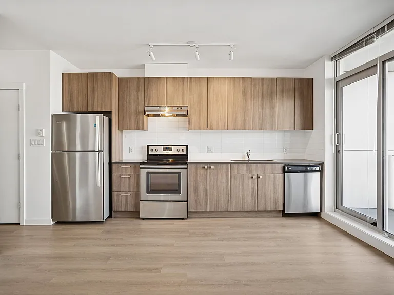 1908 Scotia St #311 — Photo 10