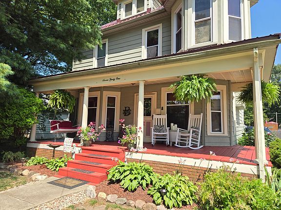 3rd image of 731 N Columbus St