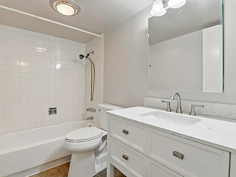777 N Washington St #904 — Photo 27