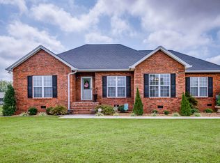 2117 Old Kentucky Rd, Sparta, TN 38583