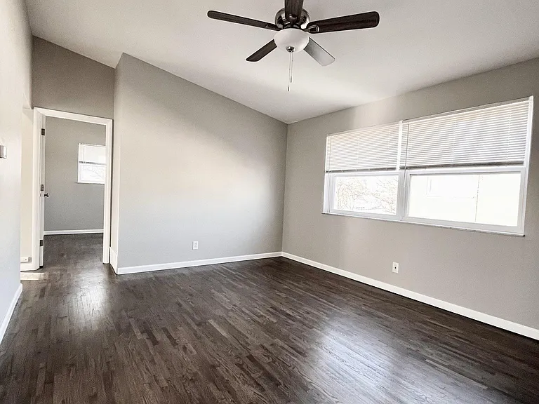 4235 Tholozan Ave #B — Photo 2