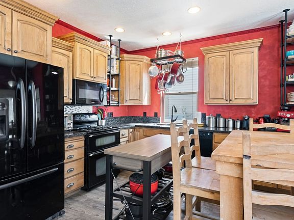 2nd image of 3238 S Calkary Cir
