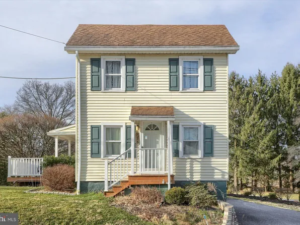 1210 Peters Mountain Rd, Dauphin, PA 17018