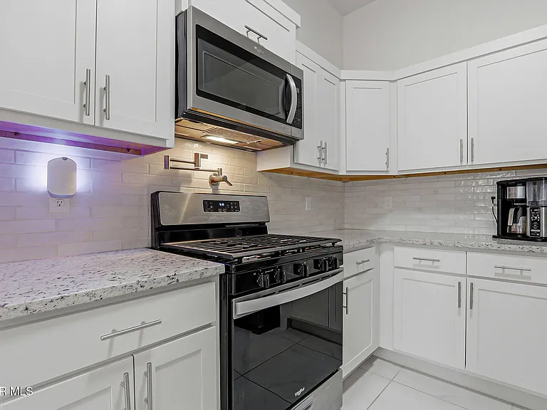 13808 Paseo Sereno Dr — Photo 7