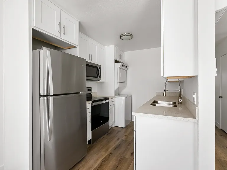 1822 Missouri St — Photo 8
