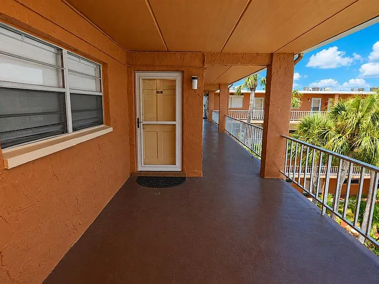 12760 Indian Rocks Rd #1110 — Photo 5