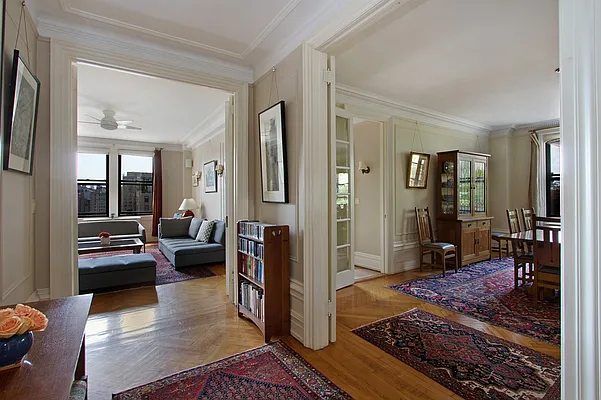 Sold by Corcoran | media 27