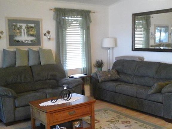 3rd image of 1111 Nassau Cir