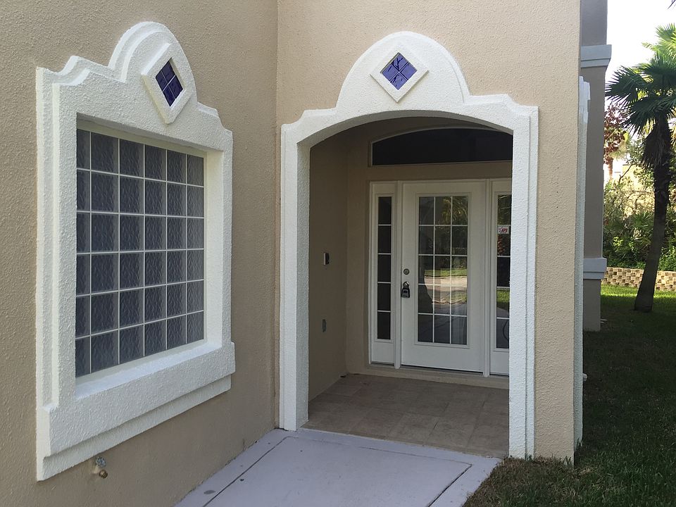 2nd image of 146 Coquina Key Dr