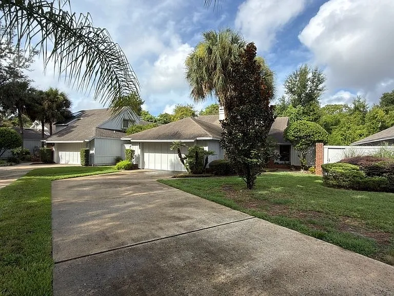 2620 Bent Hickory Cir — Photo 2
