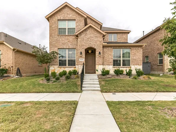 6028 Paddock Ln, Aubrey, TX 76227