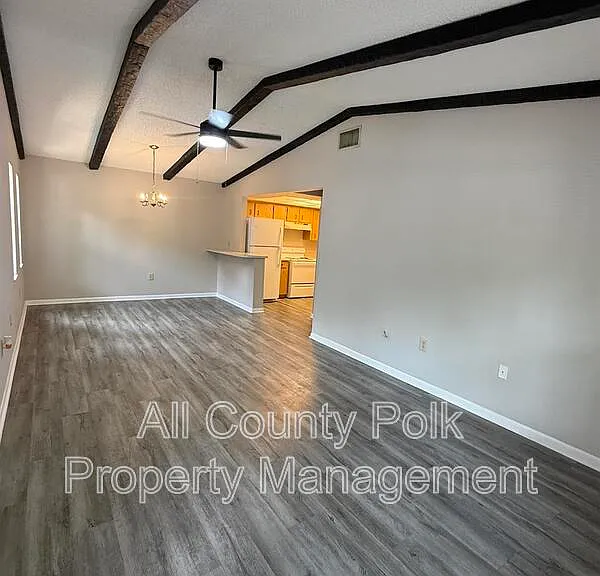 1640 Crystal Park Cir — Photo 3