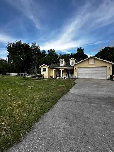 6476 Larry Ave Photo 1