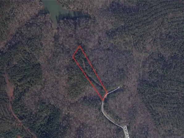 4 Horseshoe Point Dr, Iva, SC 29655