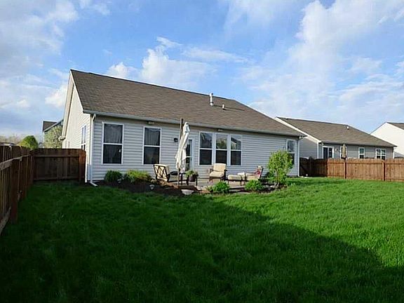 3rd image of 12195 Blue Lake Ct
