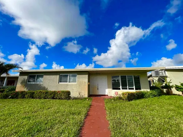 2210 N 54th Ave, Hollywood, FL 33021