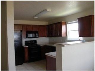 2nd image of 205 Moonstone Dr