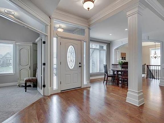 3rd image of 16304 Wedd St