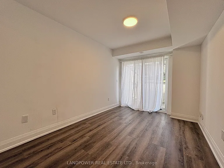 175 William Duncan Rd #5 — Photo 8