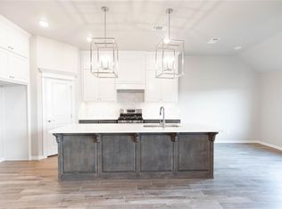 8700 Poppey Pl, Yukon, OK 73099